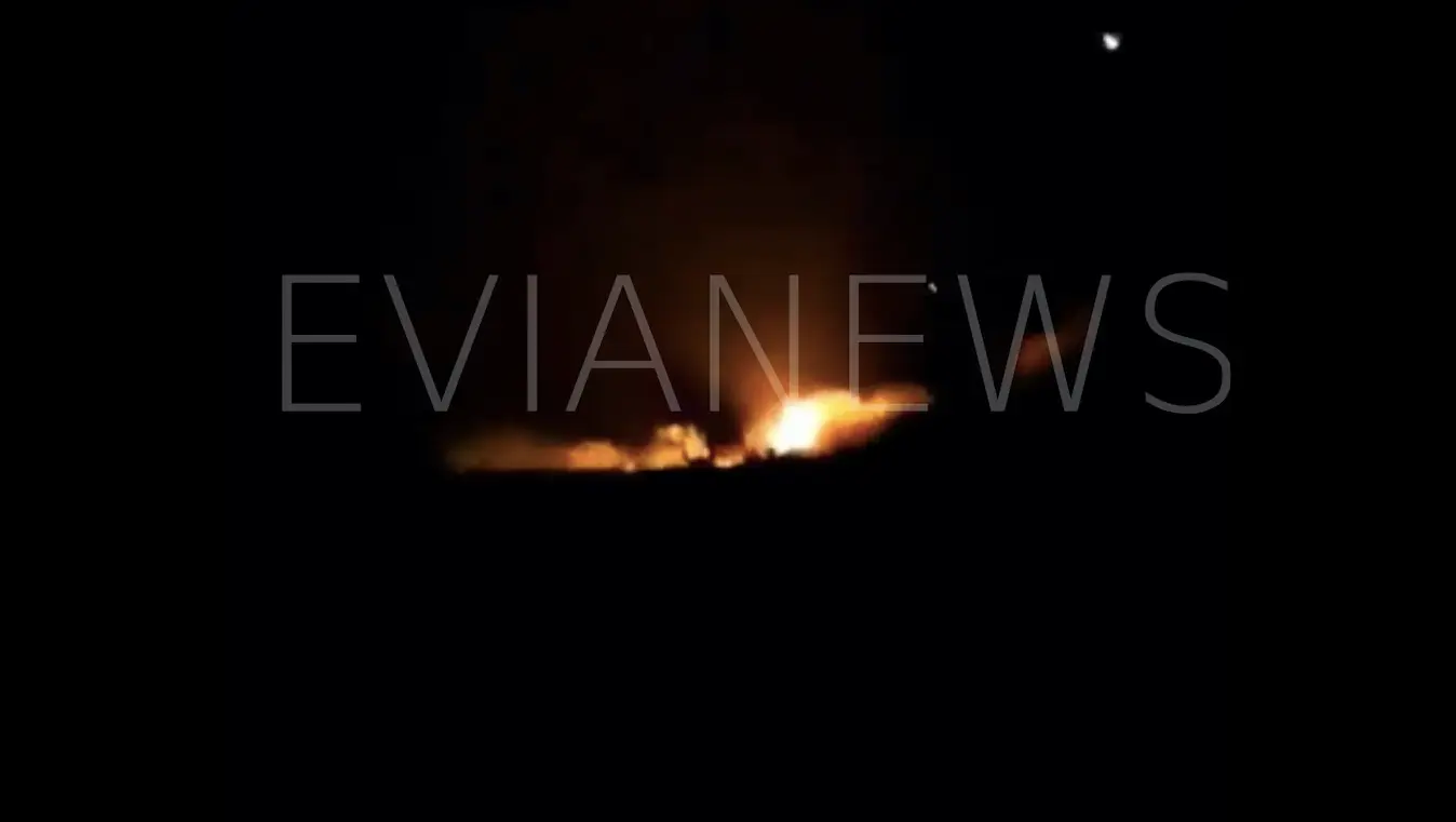 Εύβοια: Μεγάλη η φωτιά στην Κάρυστο, καίει σε δασική έκταση