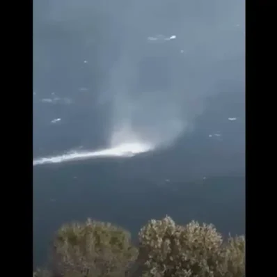 Ο πιο τρομακτικός υδροστρόβιλος