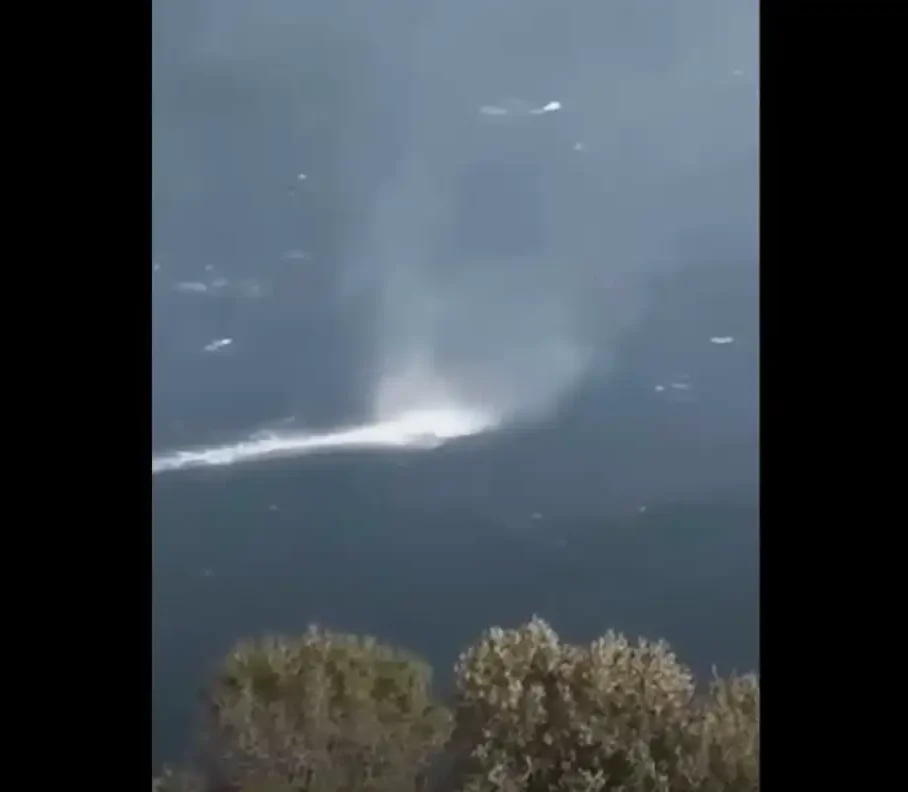 Ο πιο τρομακτικός υδροστρόβιλος