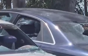 Αυτοκίνητα με σπασμένα τζάμια