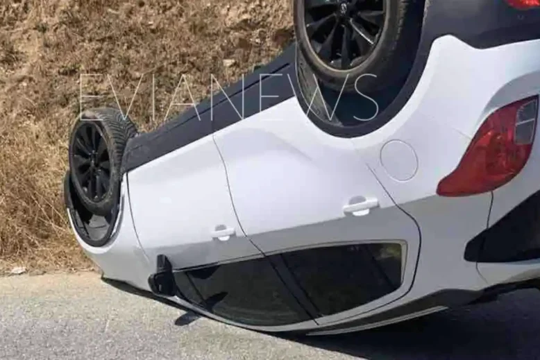 Αυτοκίνητο ύστερα από τροχαίο ατύχημα