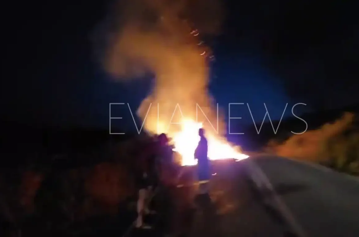 Φωτιά σε αυτοκίνητο τώρα