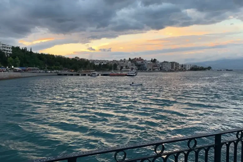 Νέα γέφυρα με 4 λωρίδες θέλουν στη Χαλκίδα