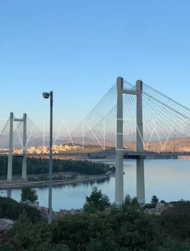 Η υψηλή γέφυρα της Χαλκίδας