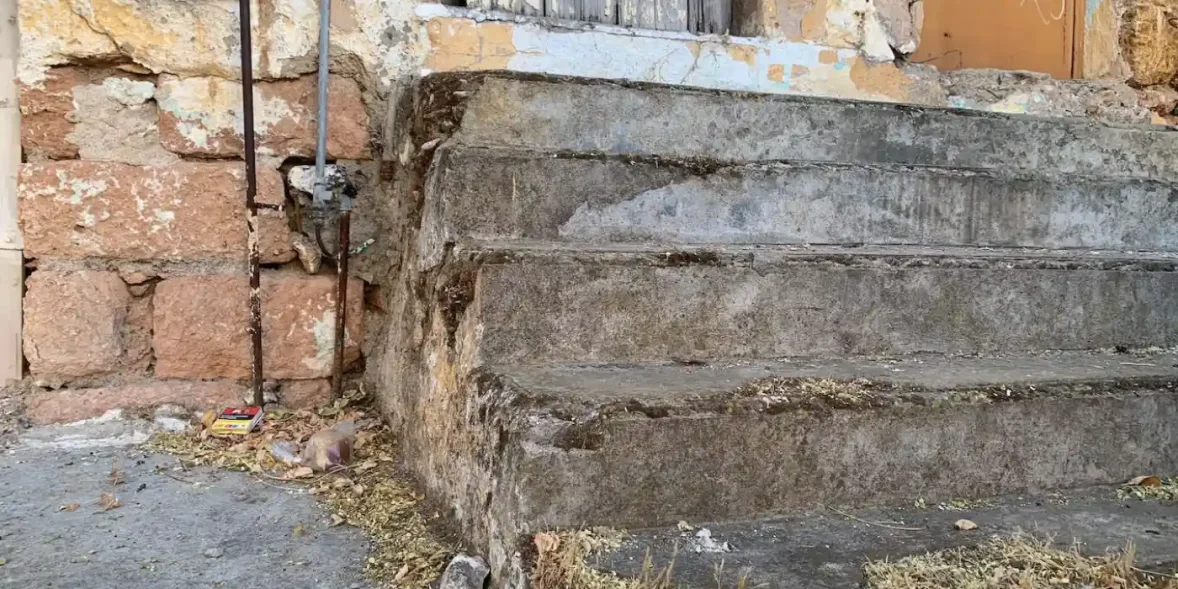 Παλιό σπίτι στο Αυλωνάρι όπου βρέθηκε μια αποκάλυψη