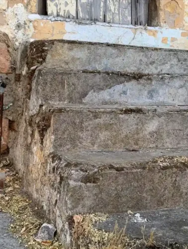 Παλιό σπίτι στο Αυλωνάρι όπου βρέθηκε μια αποκάλυψη