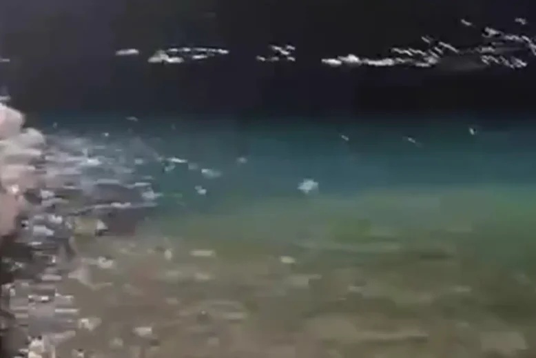 Θάλασσα το βράδυ