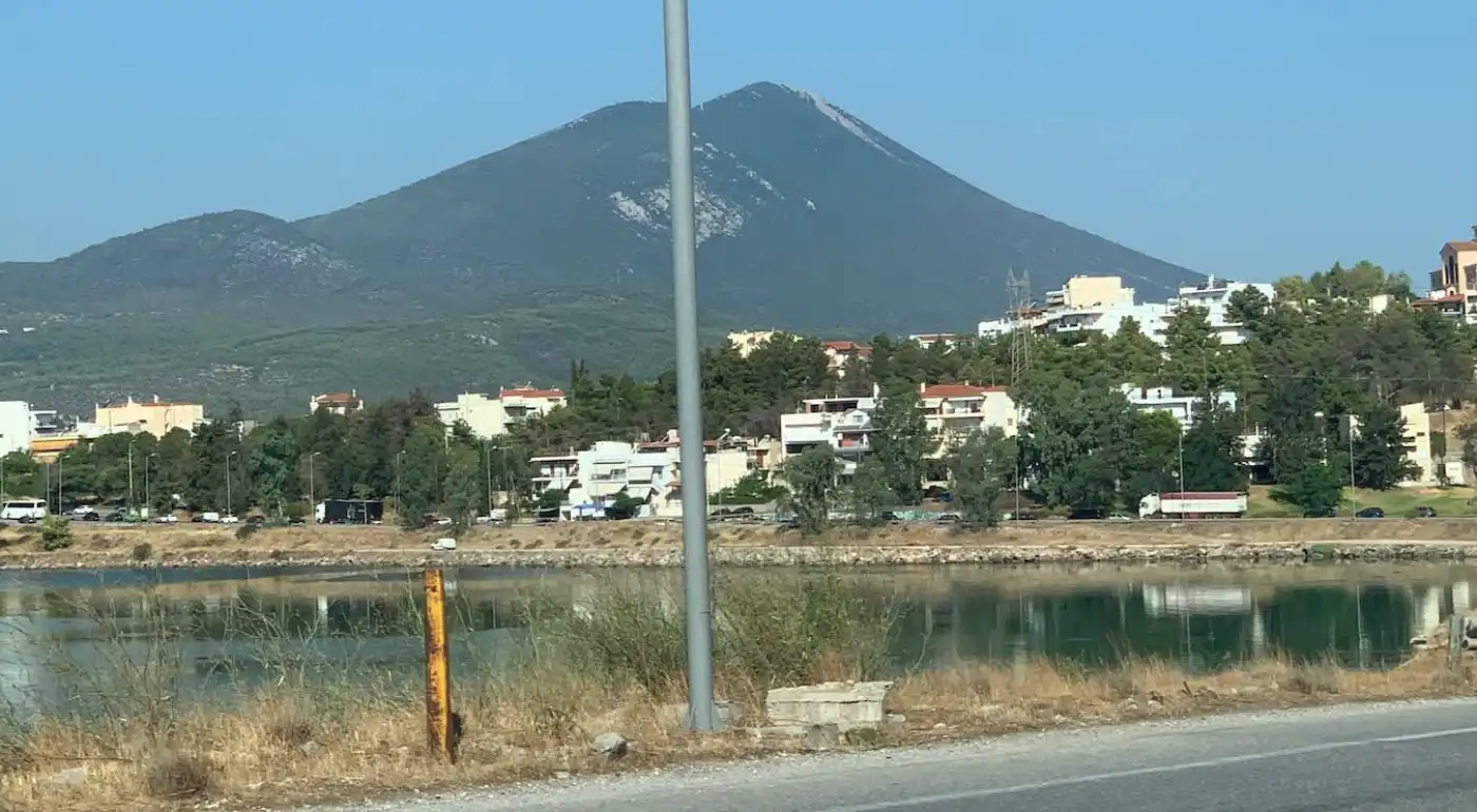 Κίνηση των οχημάτων στους δρόμους της Χαλκίδας