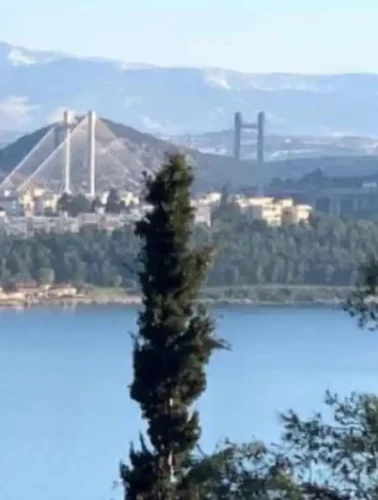 Υψηλή γέφυρα Χαλκίδας