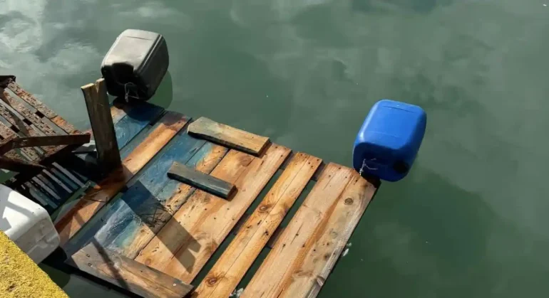 Σπιτάκι για πάπιες στην Νέα Αρτάκη