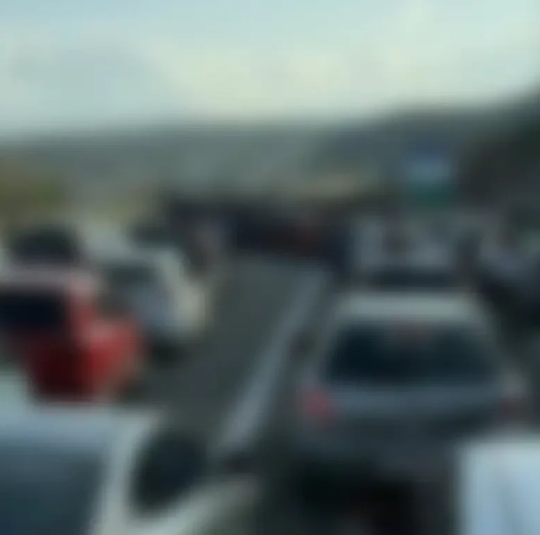 Πρωτοφανές περιστατικό στη Χαλκίδα όπου έκλεισαν τον δρόμο για να κάνουν κόντρες