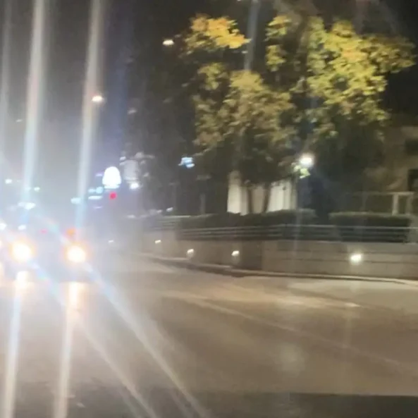 Ρίχνουν πέτρες στα αυτοκίνητα της Χαλκίδας