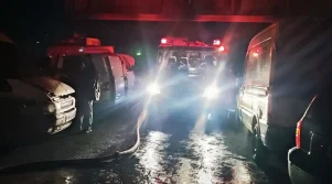 Πυροσβεστικά οχήματα στην Εύβοια