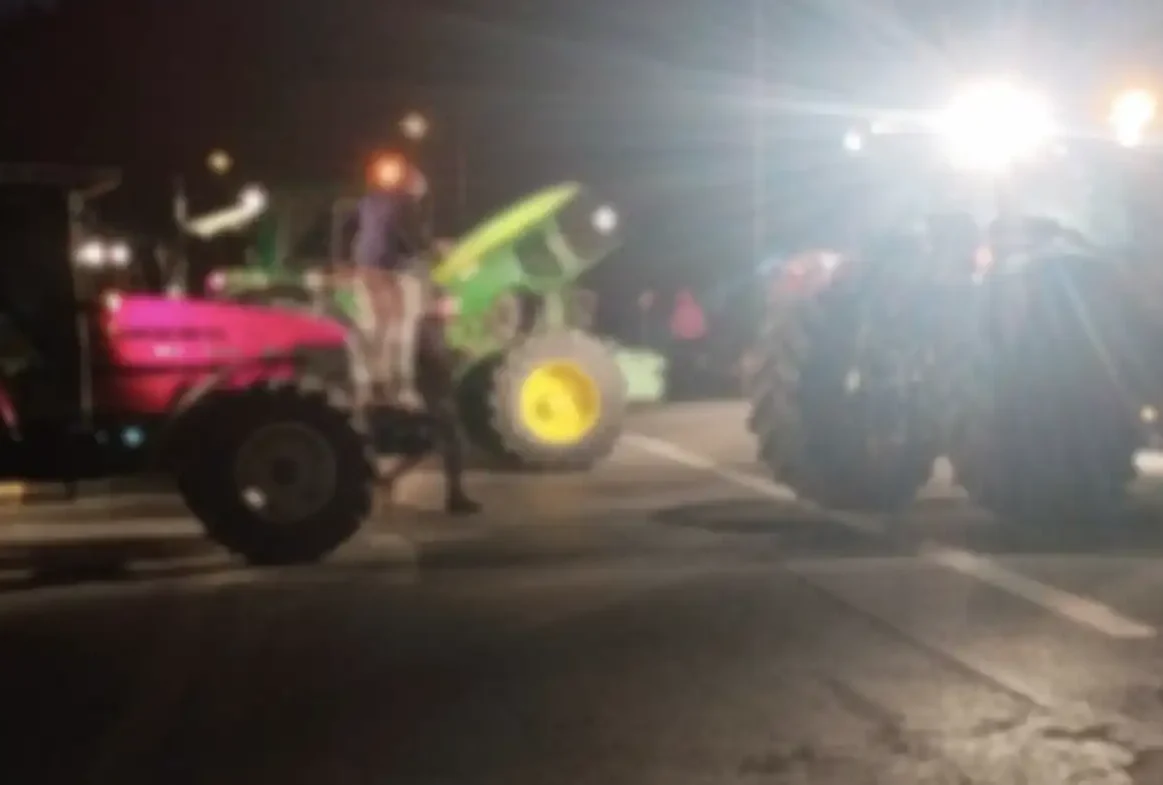 Τρακτέρ στον δρόμο