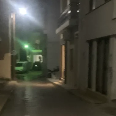 Λίγο έλειψε να την ξεγελάσουν! Η περίεργη συνάντηση οδηγού με άγνωστη σε στενό της Χαλκίδας