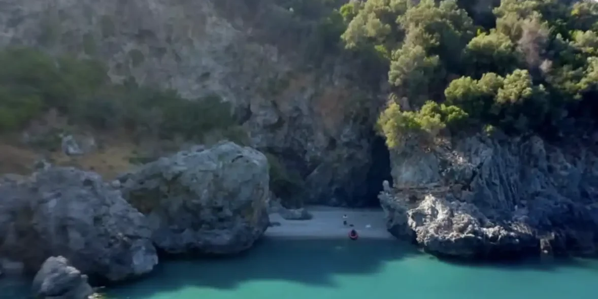 Παραλία Χιλιαδού