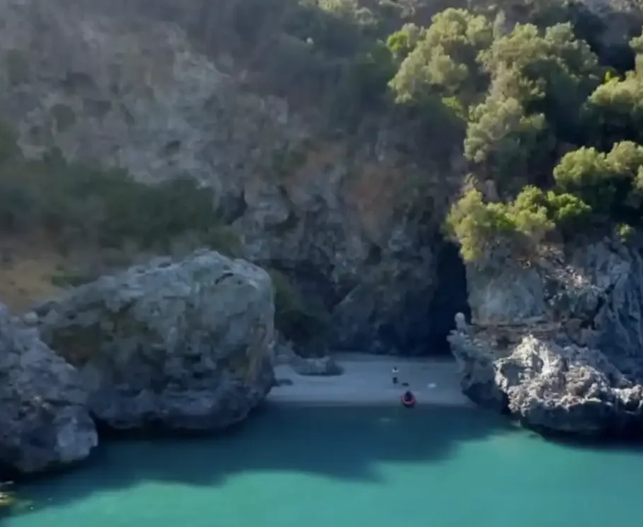 Παραλία Χιλιαδού