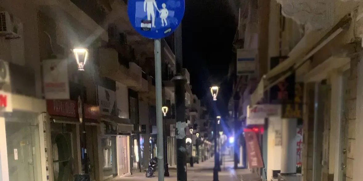 28 Οκτωβρίου: Ποια μαγαζιά είναι τελικά ανοιχτά