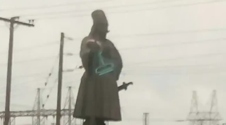 Άγαλμα που άγνωστοι βεβήλωσαν στην Εύβοια