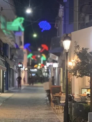 Εορταστικό ωράριο των Χριστούγεννων