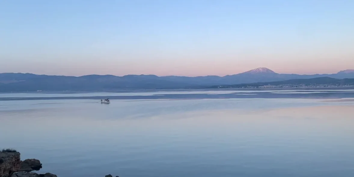 Ποια ώρα λέμε καλησπέρα