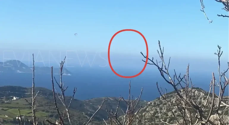 Το μυστήριο με το σημάδι πάνω από τη θάλασσα