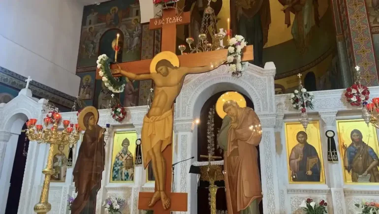Η γιορτή των Αγίων Πάντων είναι μια μεγάλη γιορτή από την εκκλησία μας
