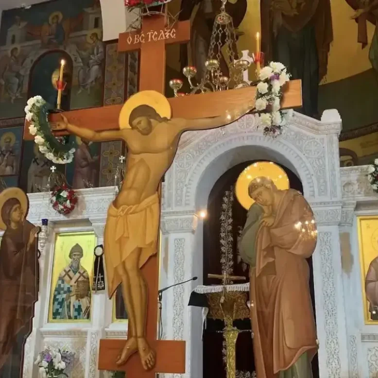 Η γιορτή των Αγίων Πάντων είναι μια μεγάλη γιορτή από την εκκλησία μας