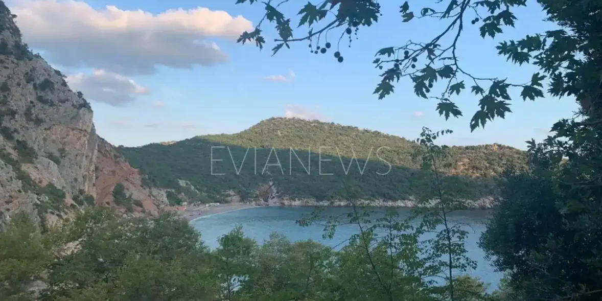 Μια παραλία παράδεισος της Εύβοιας
