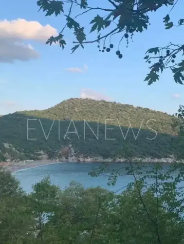 Μια παραλία παράδεισος της Εύβοιας