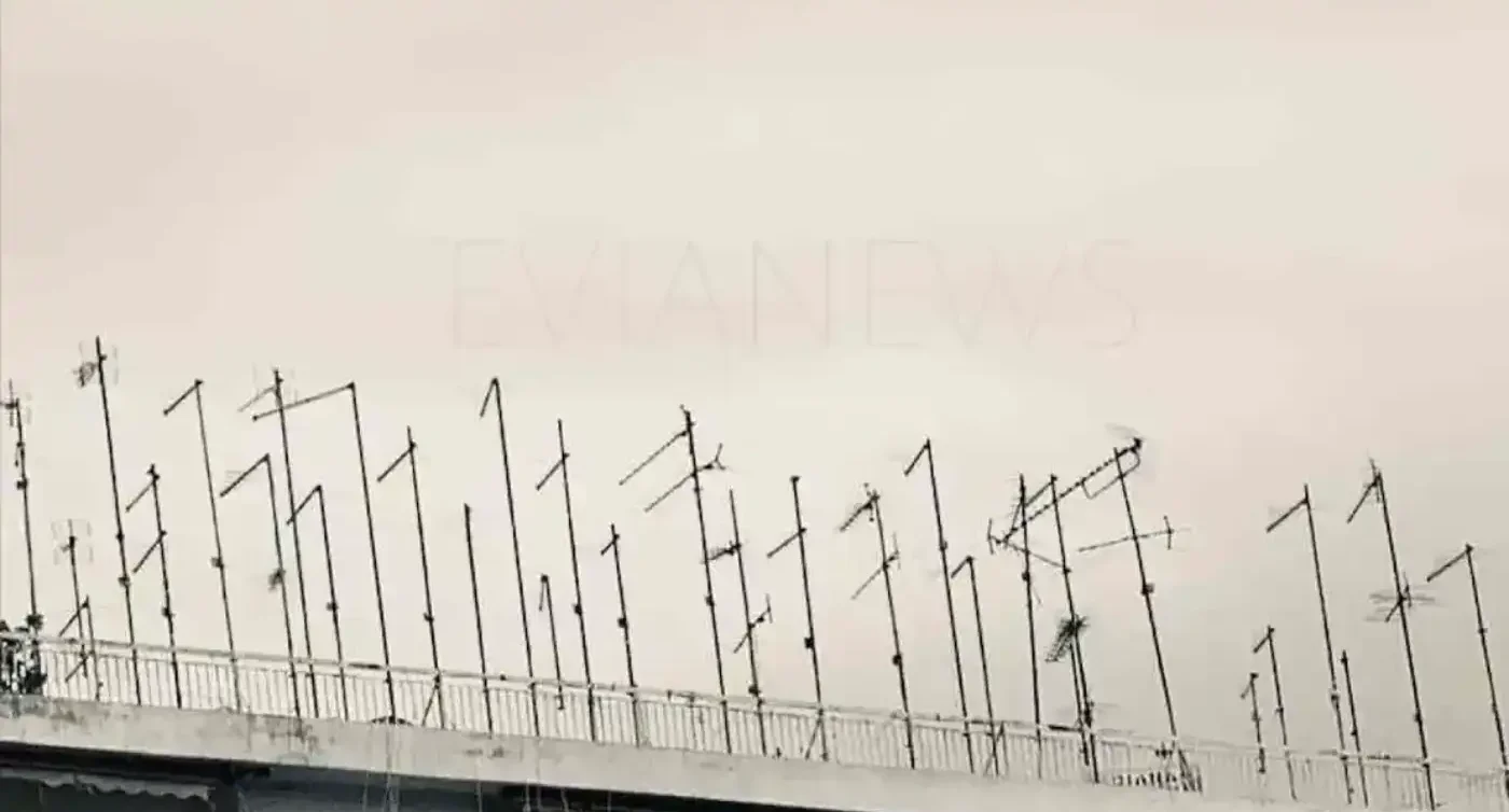 Κεραίες τηλεόρασης – σειρά IQ 160, ηθοποιοί και πληροφορίες