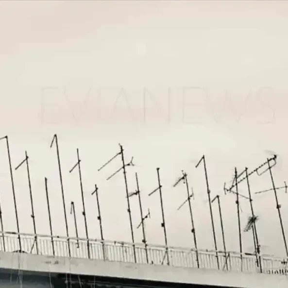 Κεραίες τηλεόρασης – σειρά IQ 160, ηθοποιοί και πληροφορίες