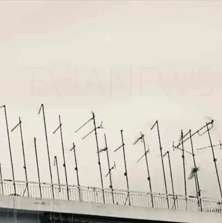 Κεραίες τηλεόρασης – σειρά IQ 160, ηθοποιοί και πληροφορίες