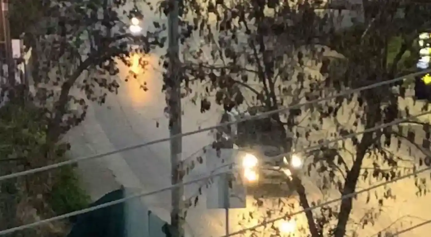 Η πιο κουφή πινακίδα στη Χαλκίδα που χορεύει!