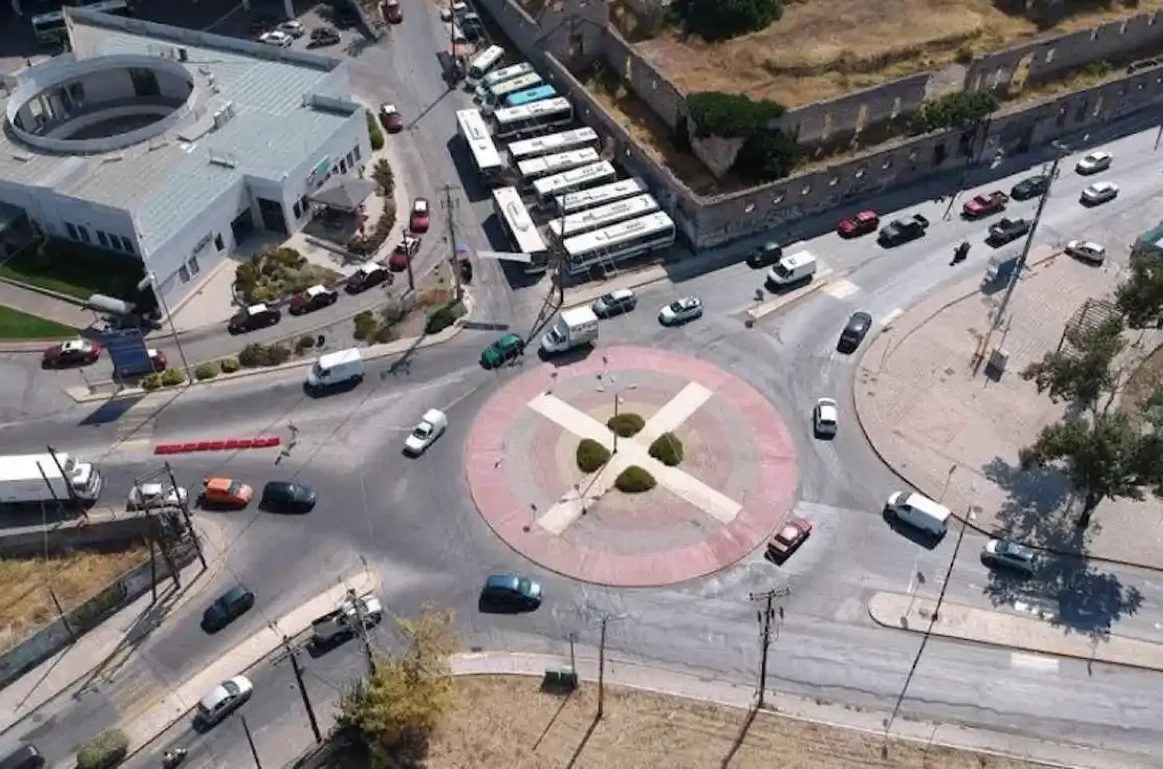 Ο κυκλικός κόμβος της Χαλκίδας από ψηλά