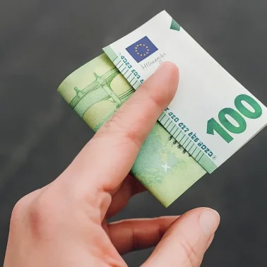 Δωρόσημο καλοκαιριού οικοδόμων