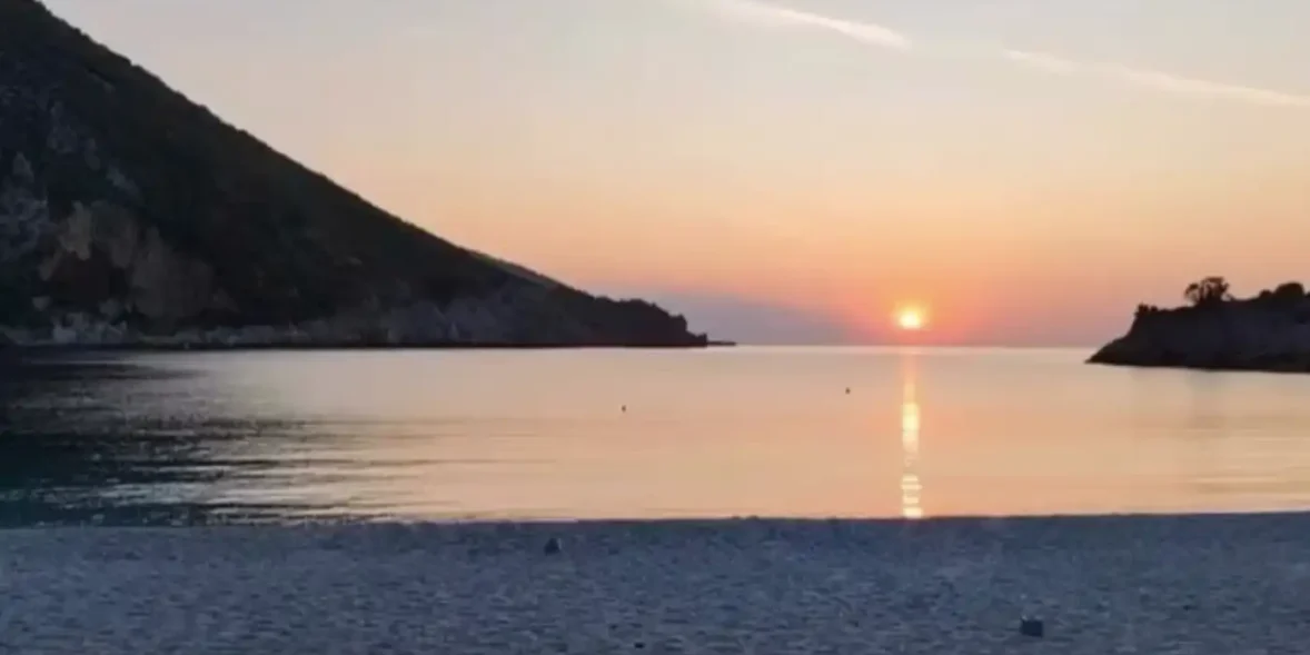 Παραλία Θαψά