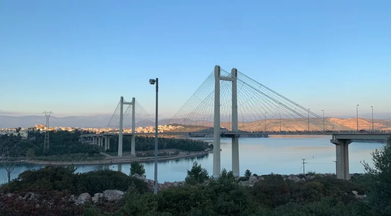 Θα κλείσει η υψηλή γέφυρα της Χαλκίδας!