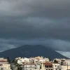 Το βουνό-μετεωρολόγος δίπλα στη Χαλκίδα